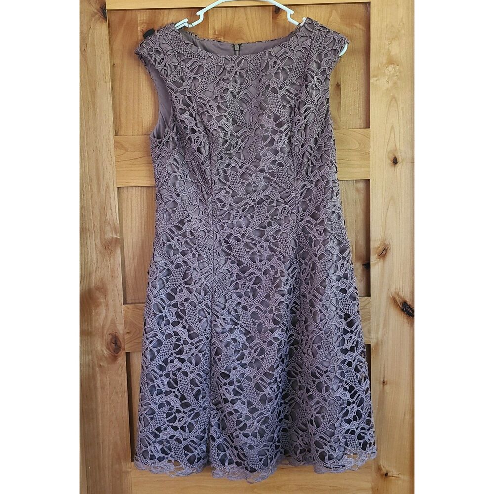 Adrianna Papell Soft Brown Lace‎ Wedding Guest Dress Sz 10 Zip Up Midi Boat Neck